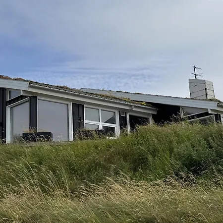 Marcus - 500m From The Sea By Interhome *